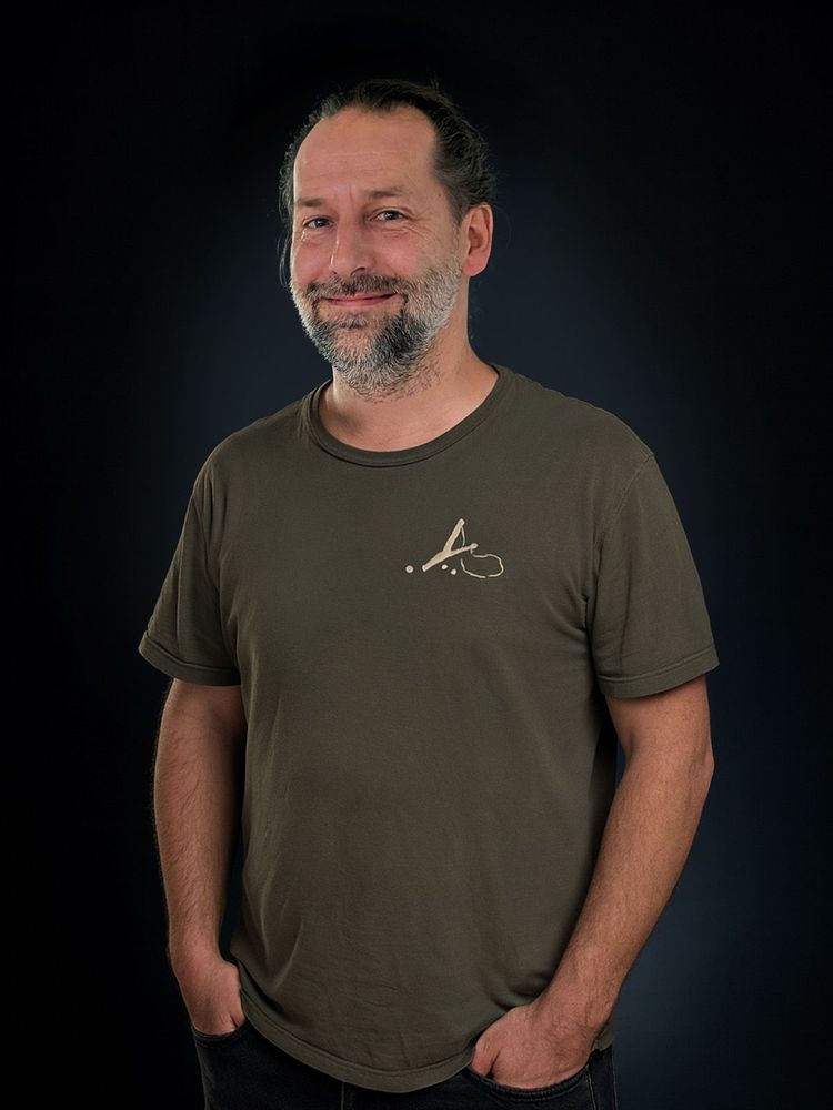 Sébastien <br><span class='yellow'>Poirier</span>-Designer web